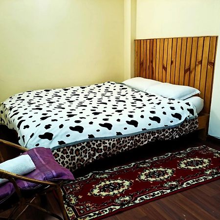 Nirvana Kuti Kathmandu Zimmer foto